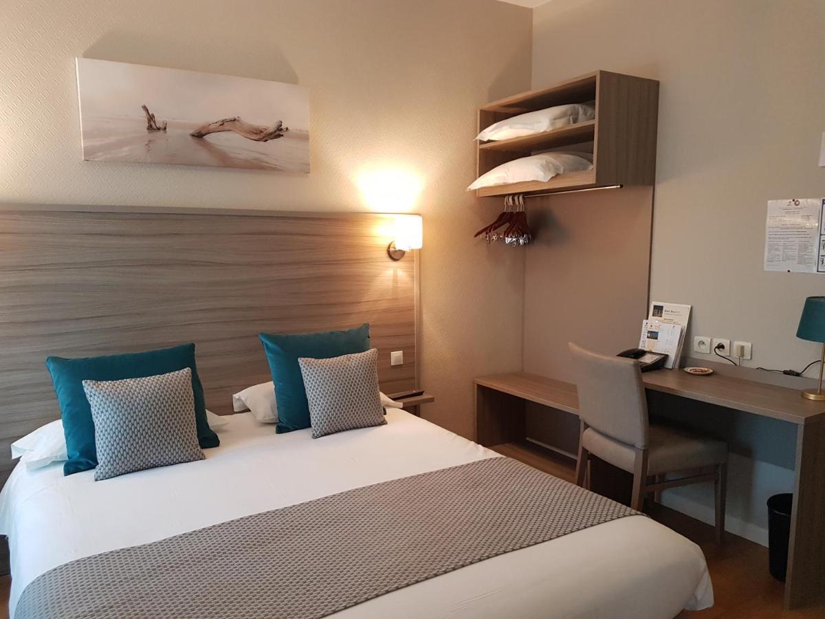 Hotel Henri IV Coutras Buitenkant foto