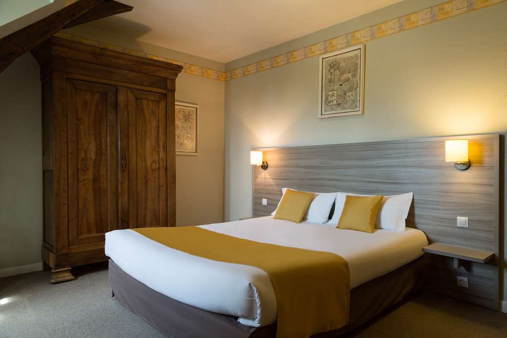 Hotel Henri IV Coutras Kamer foto