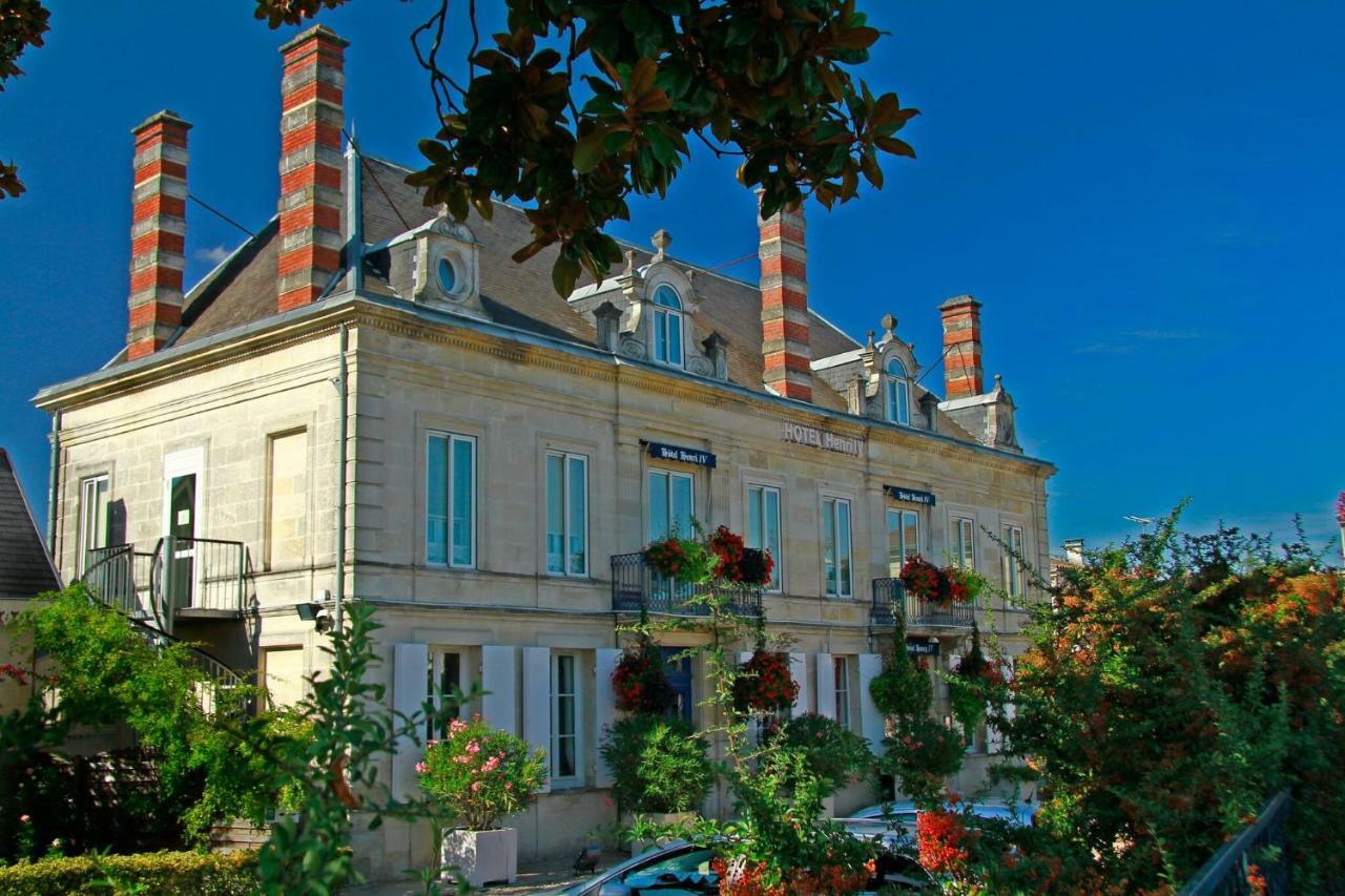 Hotel Henri IV Coutras Buitenkant foto